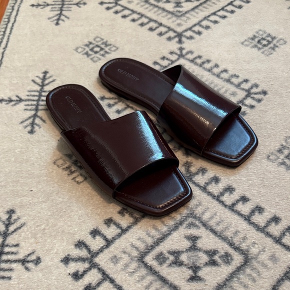 Old Navy Dark Brown Women's Sandals - Picture 1 of 4
